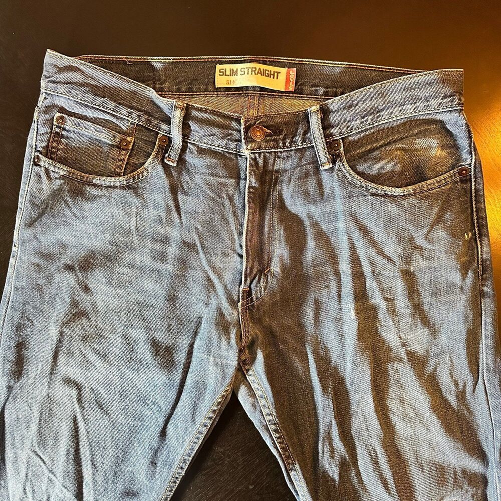 Levi's 514 Slim Straight Medium Wash Denim Jeans Men Size 34 x 30 Pre-Owned